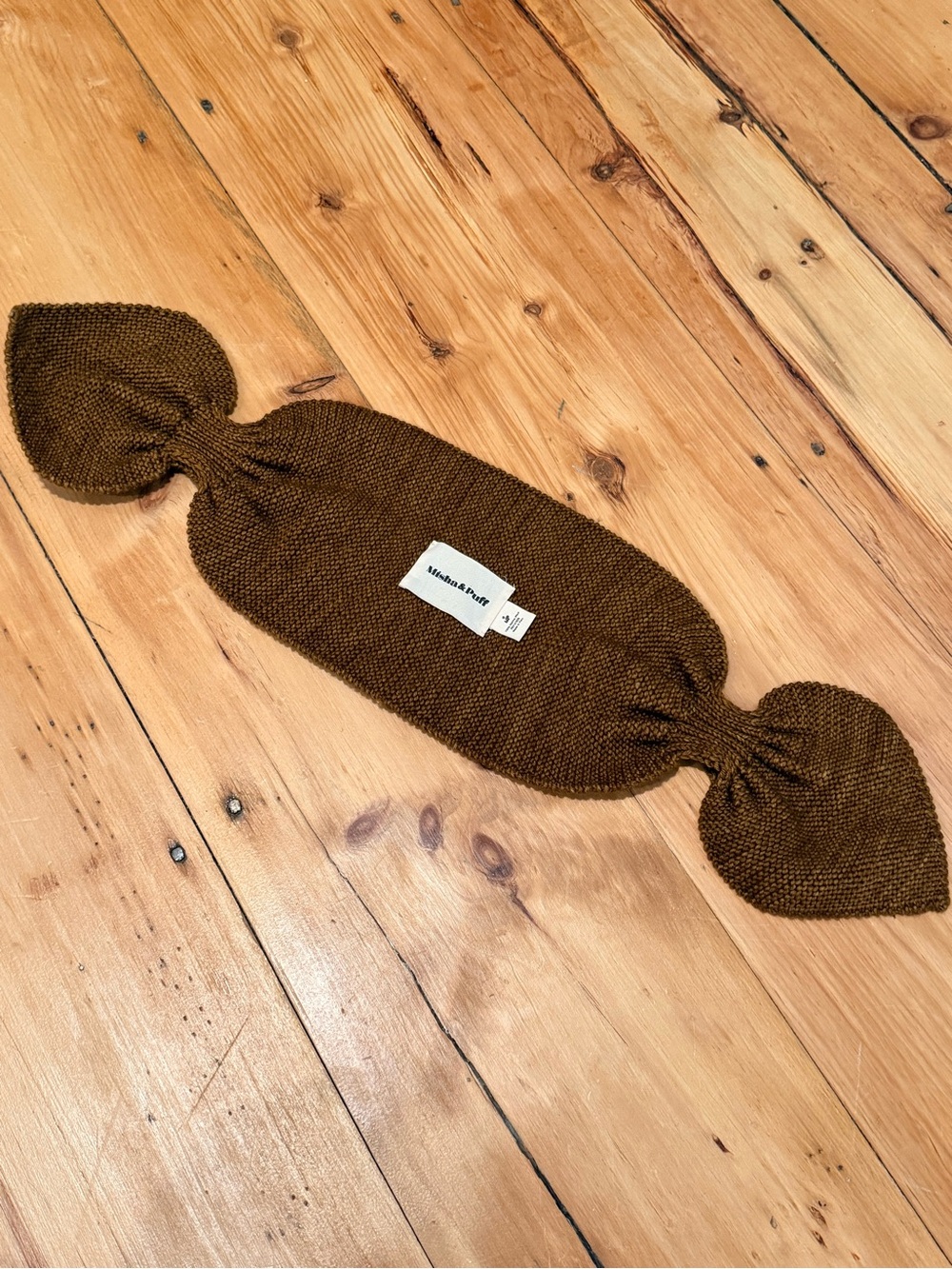 Misha and puff sledding scarf in nutmeg - Picture 2 of 4